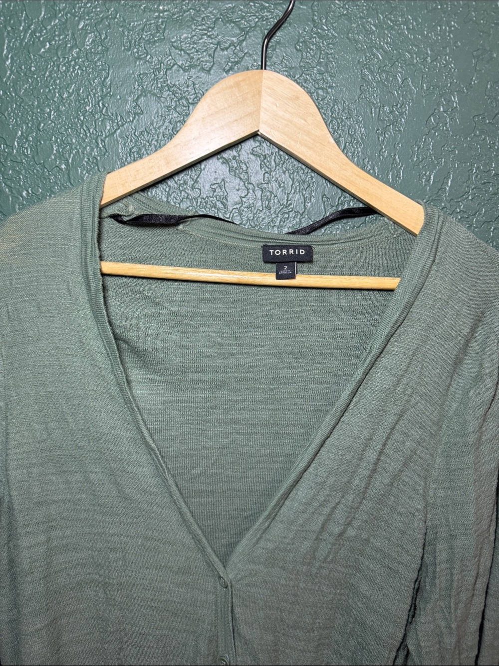 TORRID Olive Green Button-Front Lightweight Cardigan Size 2 (2X)